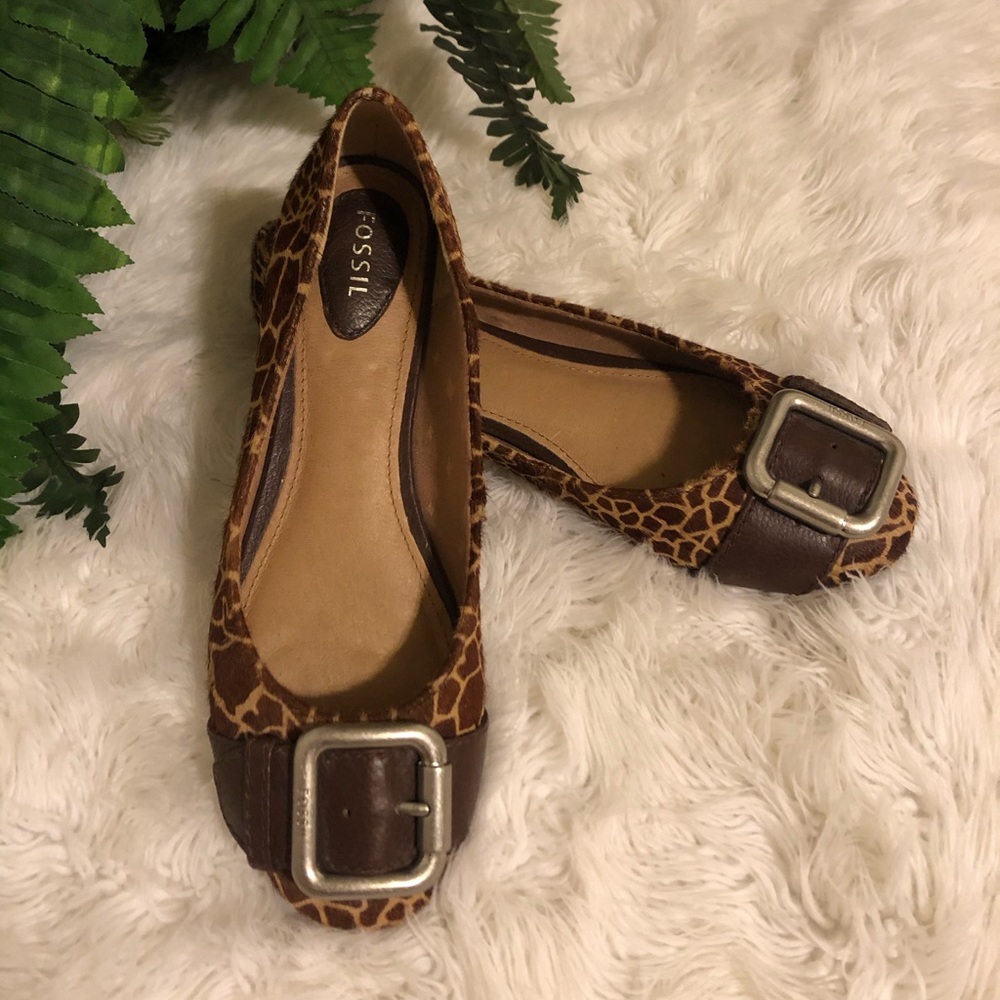 Fossil giraffe print ballet flats